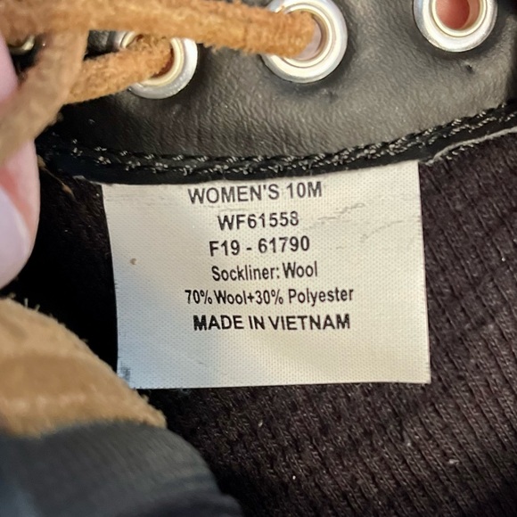 Keds sneaker boot. Super cute! Size 10. Leather laces - Picture 7 of 7